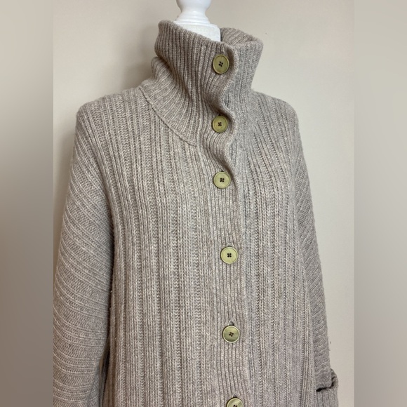 Donna Karan Wool/Cashmere Oversized Cardigan - Picture 3 of 10